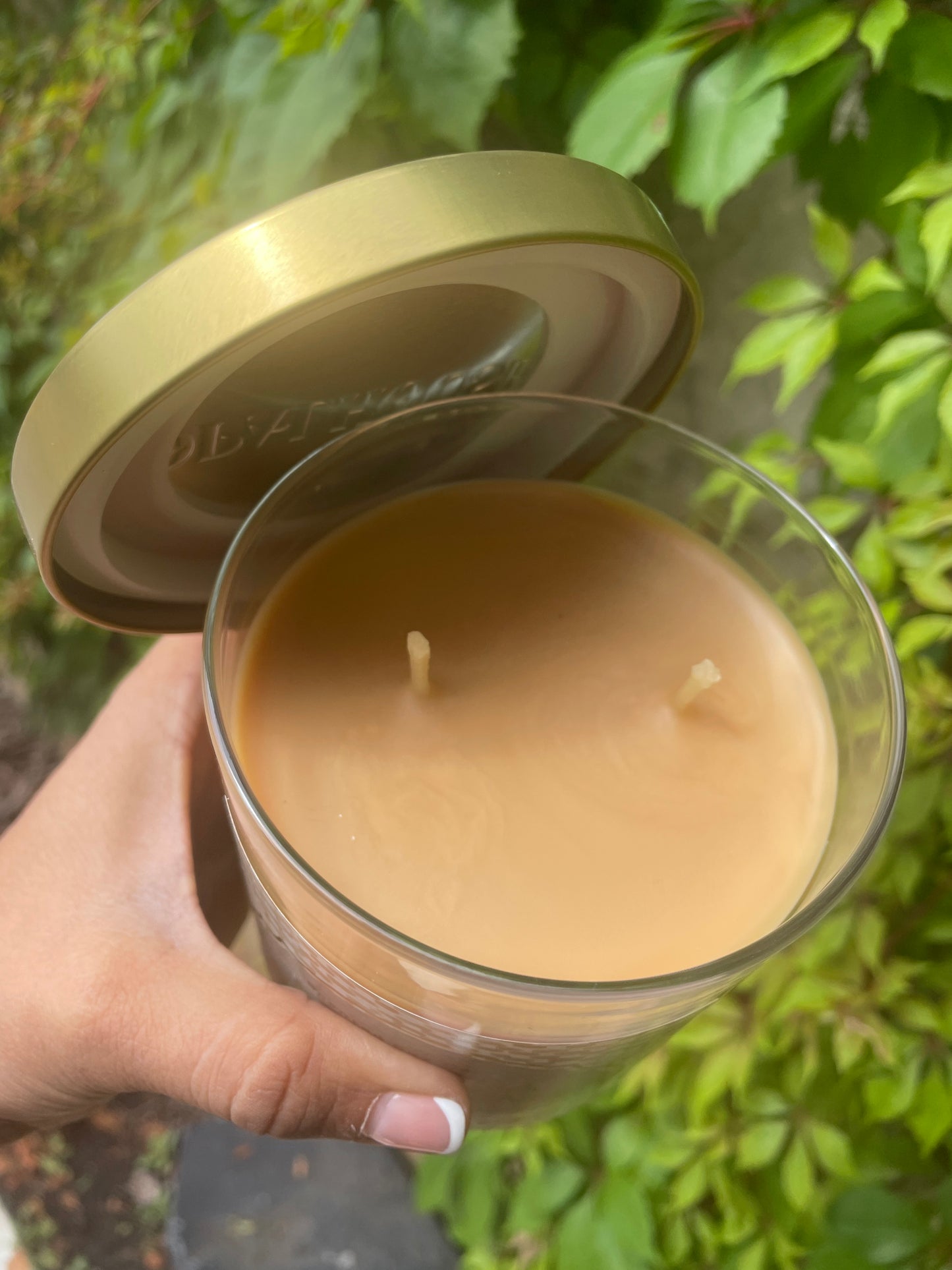 Tarro de vidrio con tapa Vela Makuna amarillo miel Opalhouse