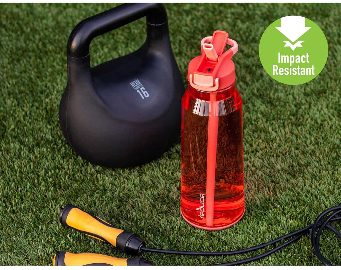 Botella de agua REDUCE - Botella de agua hidratante, 50 oz - Tapa abatible higiénica, pajilla integrada y asa de transporte - A prueba de fugas, compatible con portavasos - Flip, Sip and Go - Dark Web, Tritan Plastic