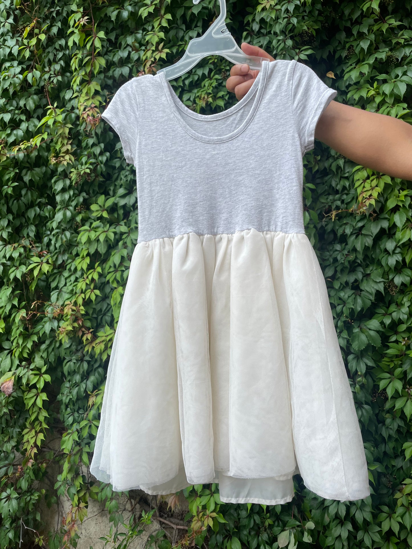 Vestido falda de tul - old navy - talla 5T