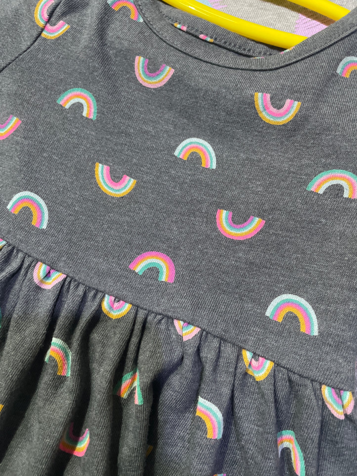Vestido arcoíris- color gris- cat y Jack - talla 12M