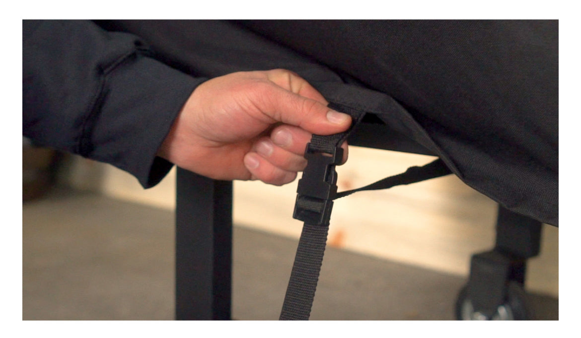 Cubierta de plancha resistente a la intemperie Blackstone de 36" con correas ajustables