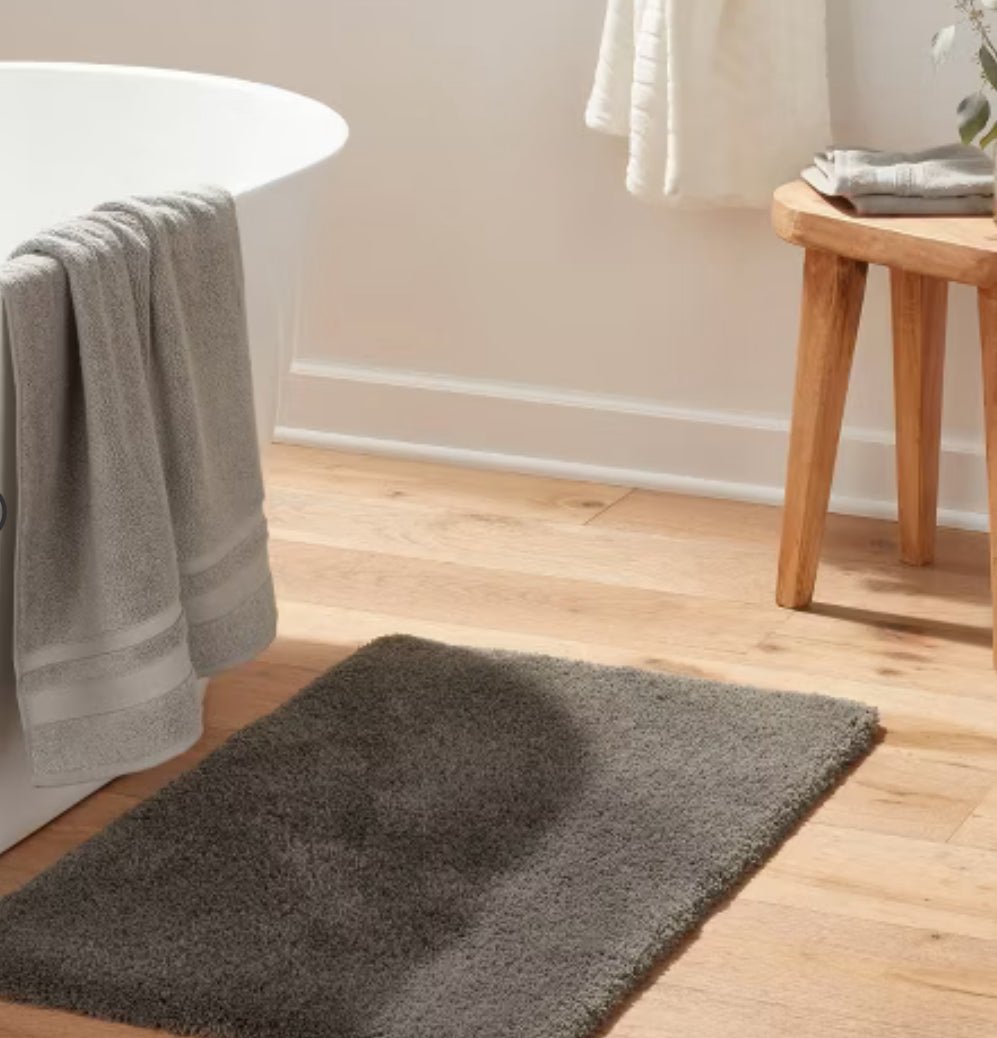 Alfombra de baño de felpa para spa - Threshold™-Tamaño 21"x34"