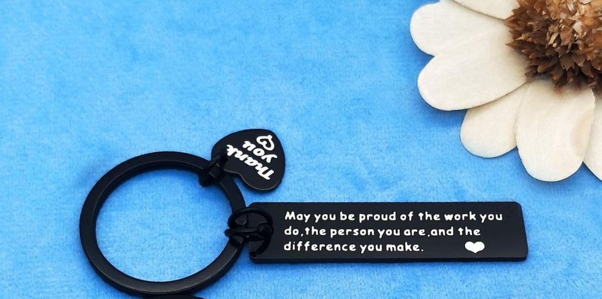 Llavero de acero inoxidable con texto en inglés «May You be Proud of the Work You Do», regalo para voluntario, entrenador, mentor, enfermera, médico, empleado, joyería para trabajador social, Negro