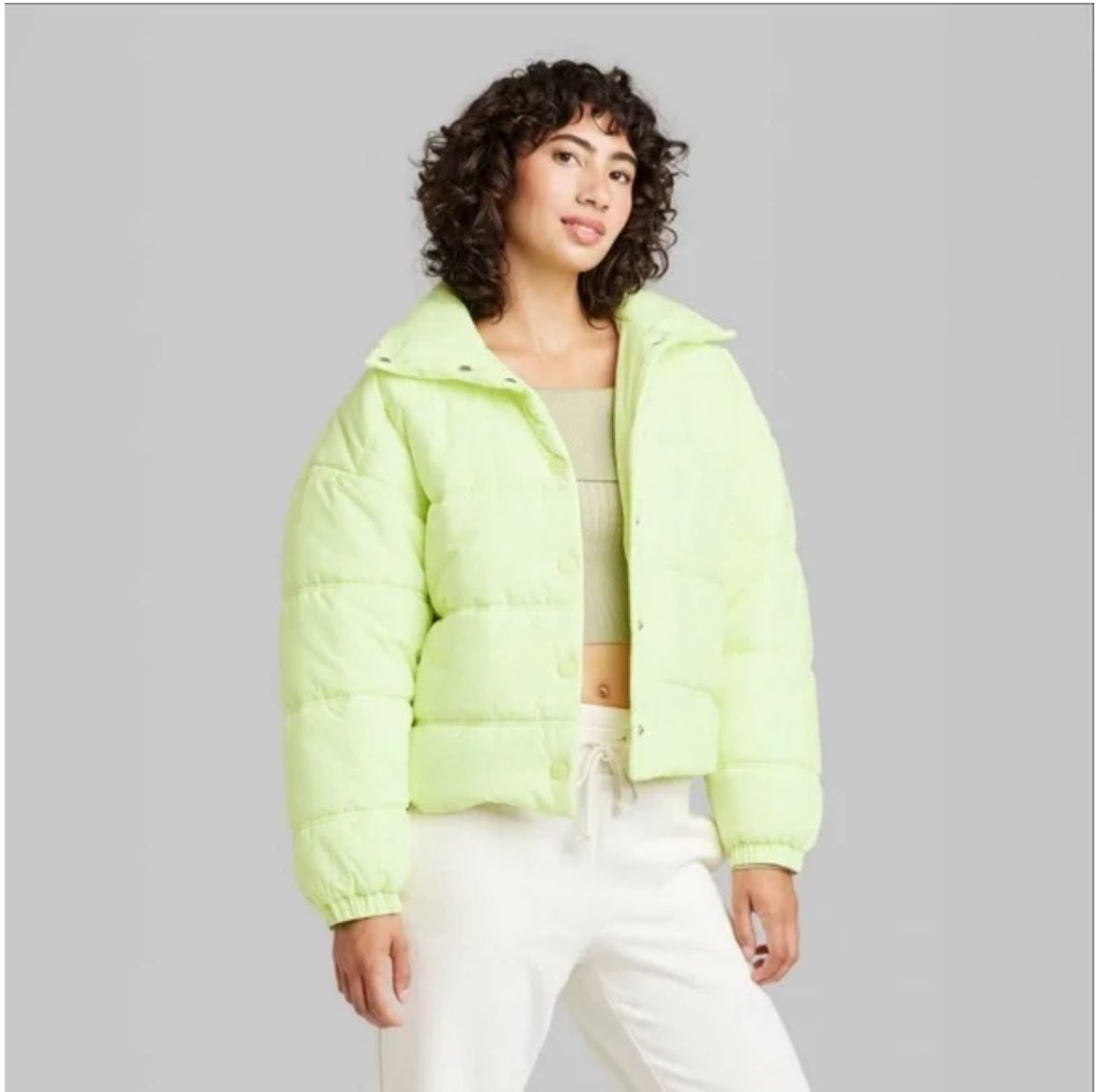 WILD FABLE VIBRANT YELLOW WOMEN'S DUVET PUFFER JACKET • Chaqueta de edredón con cintura de palanca • Tejido poncho ligero y forro suave • Cierre de botón a presión frontal de longitud completa • Mangas largas con puños elásticos • 2 bolsillos laterales •