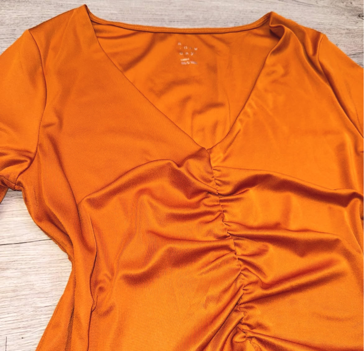 Blusa tipo body  - a new day - talla L