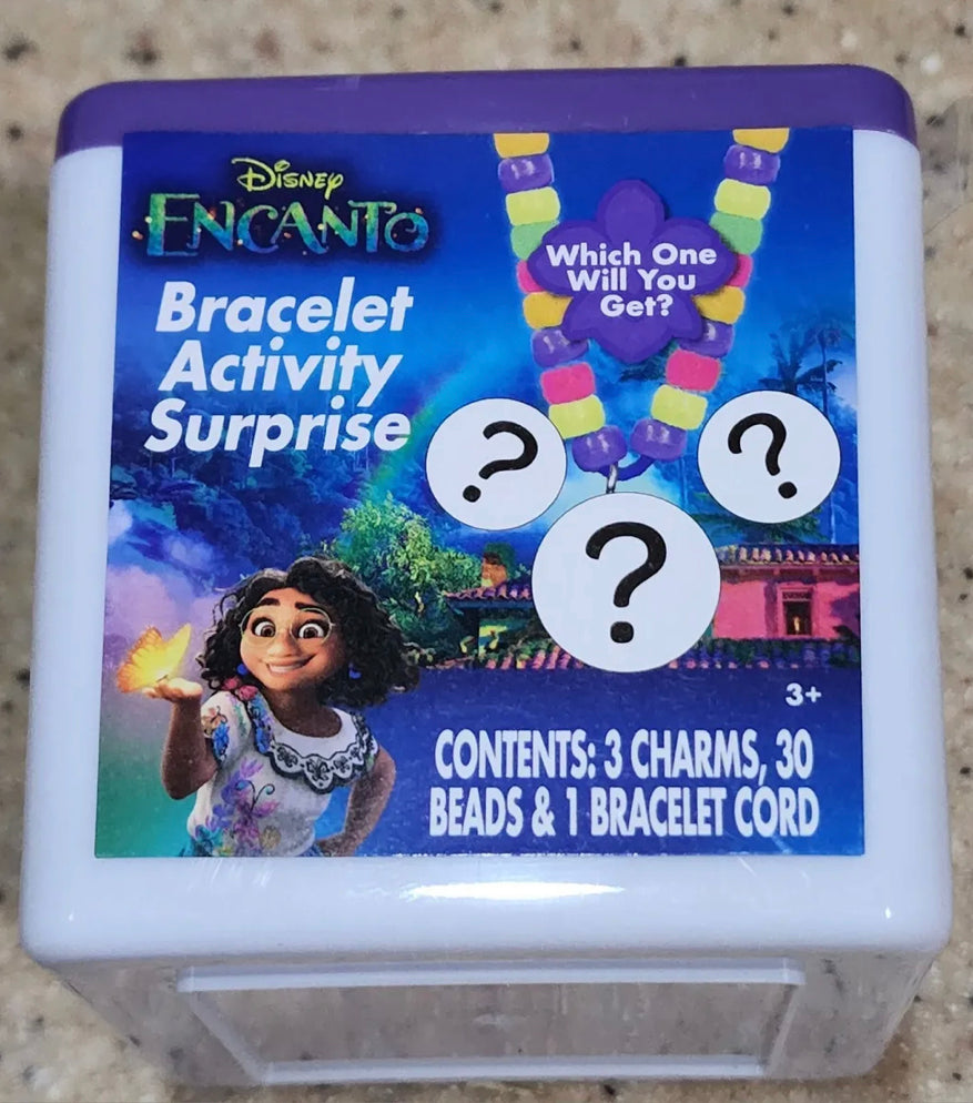 Pulsera Disney Encanto Actividad Sorpresa Incluye 3 Dijes , 30 cuentas y el cable .