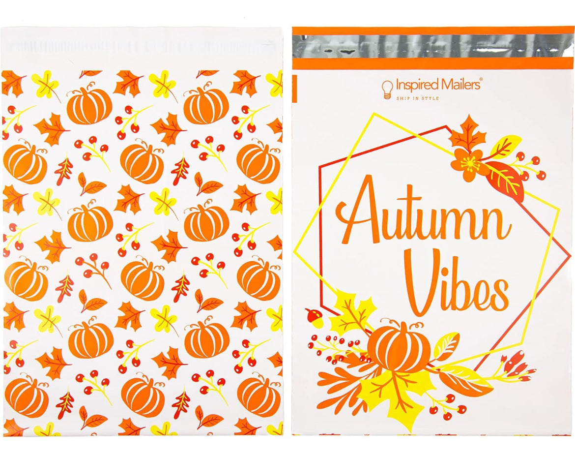 Inspired Mailers - Sobres de polietileno de otoño de 10 x 13 pulgadas, paquete variado de 40-10 cada uno: maíz dulce, fantasmas de Halloween, agradecimiento de otoño, vibraciones de otoño - Sobres de envio