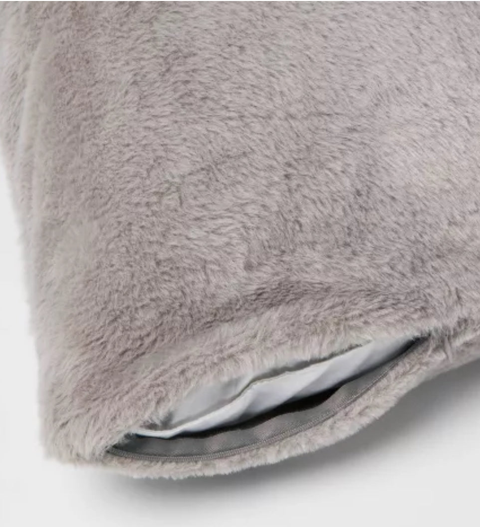 Funda de almohada de felpa para el cuerpo - Room Essentials™ 20x50 pulgadas