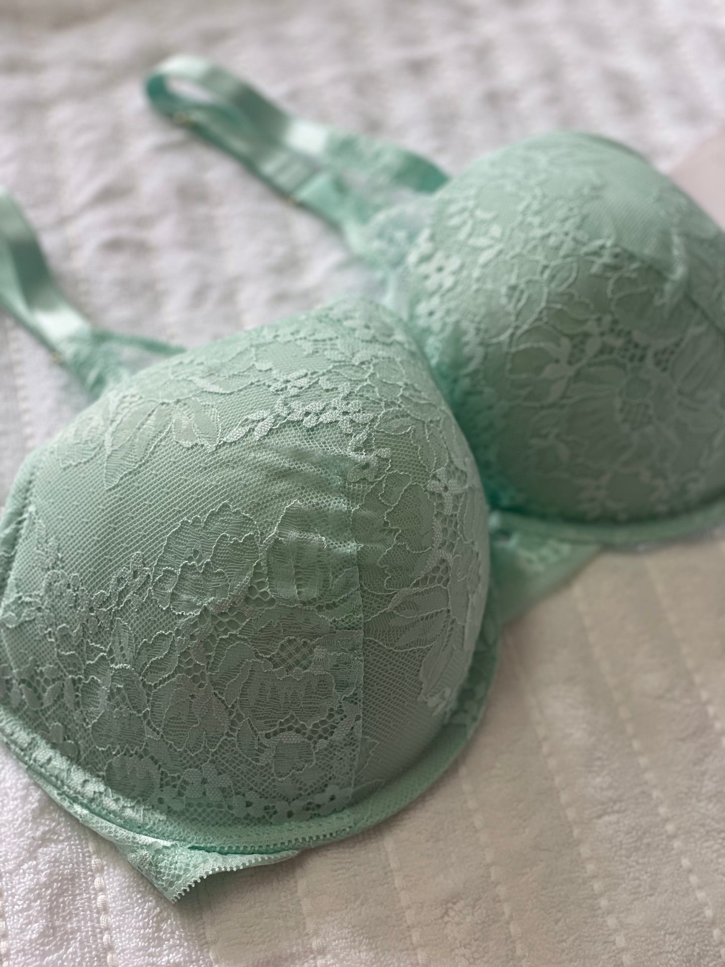 Sujetador push-up de encaje para mujer Auden, verde- 38DD