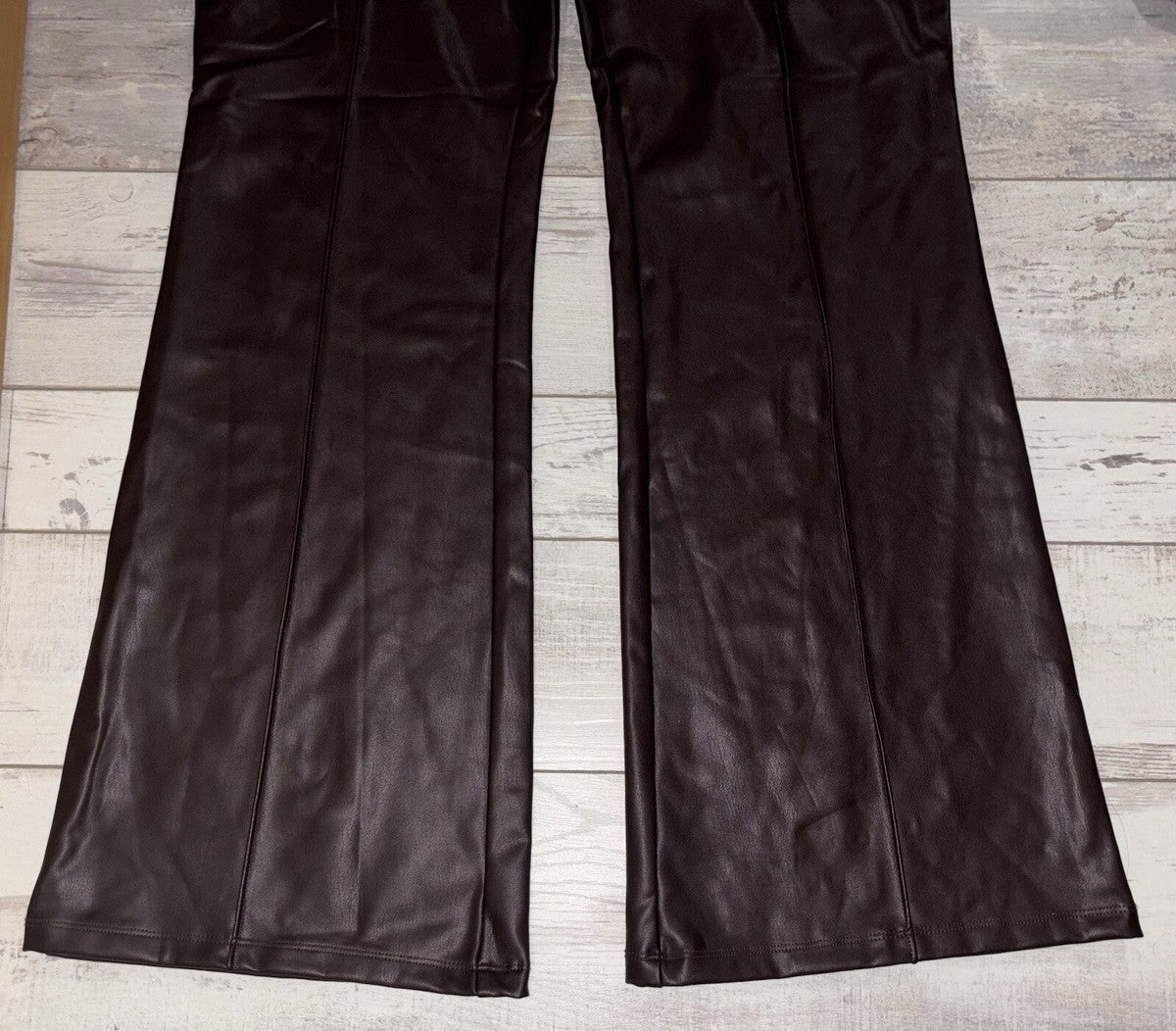 Pantalones de tiro alto de cuero sintético -A New Day -talla 1X