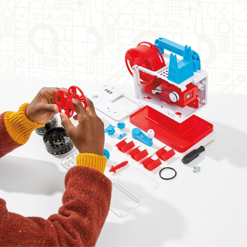 Proyector de película retro de cine DIY de la FAO Schwarz