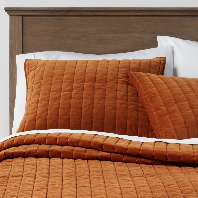 Sobrefundas Channel Stitch Velvet Quilt Sham - Threshold™