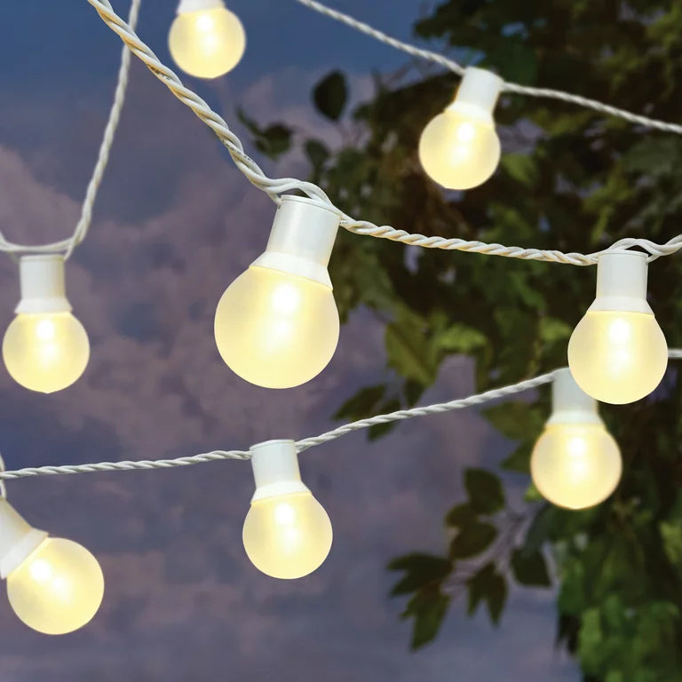 Luces de cadena para exteriores de globo esmerilado de plástico de 20 unidades