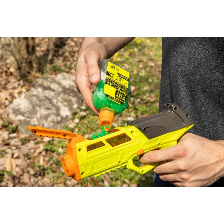 Hydro Strike Nebula Pro Manual Gel Blaster con 1000 cuentas de agua.