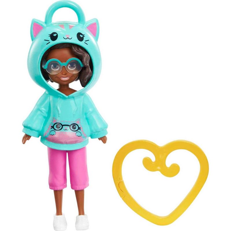 Polly Pocket Friend Clips Shani Doll con sudadera con capucha de gato y clip en forma de corazón