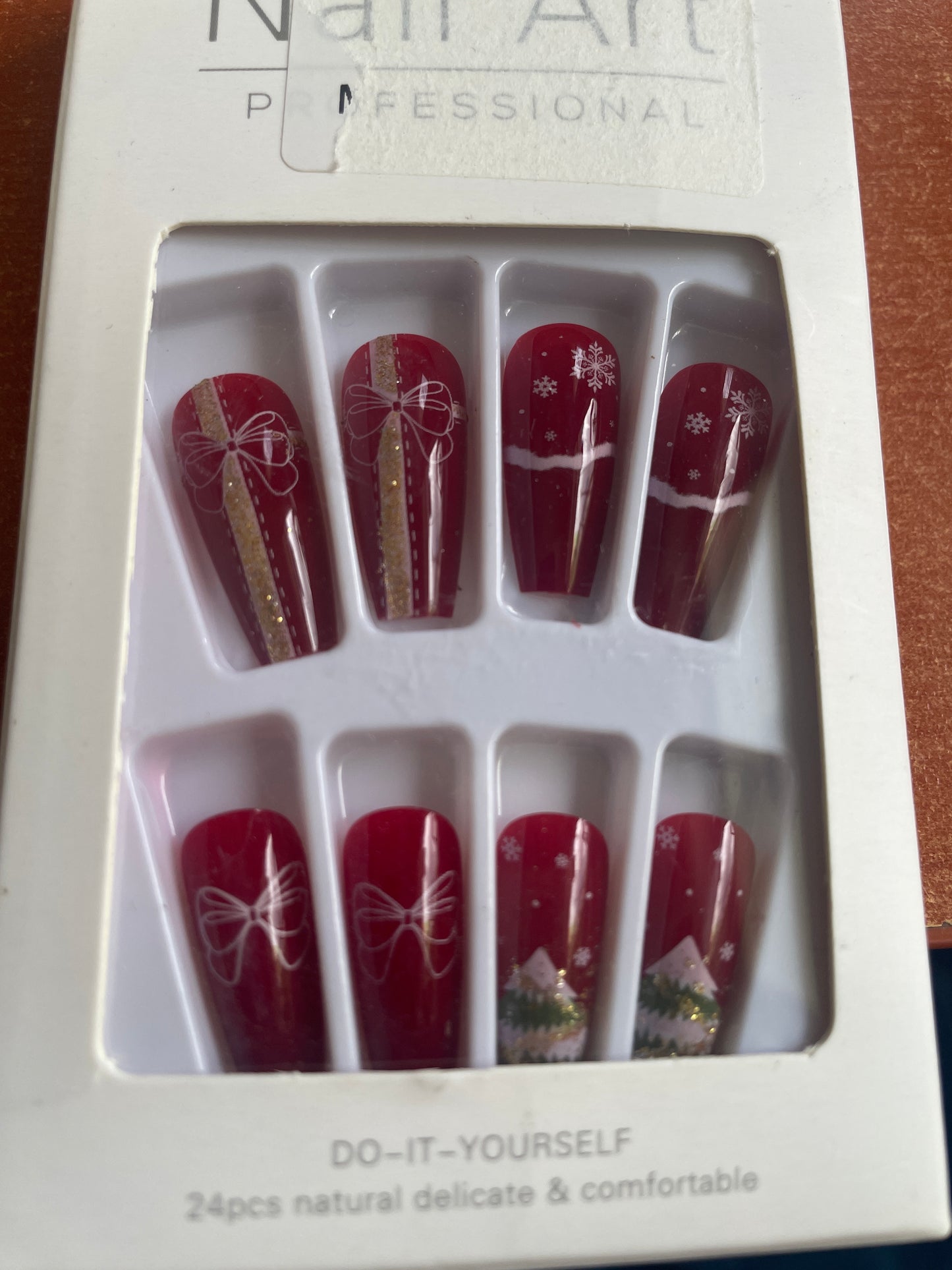 24 uñas postizas de Navidad, uñas cortas a presión, de cobertura completa, con 24 pestañas adhesivas