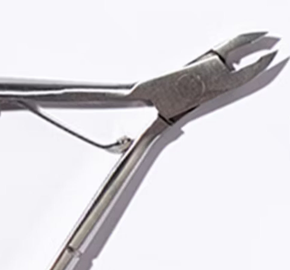 JAPONESQUE Cuticle Nipper