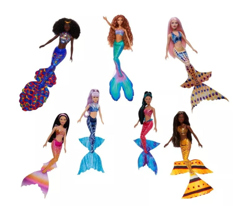 Juego de muñecas Disney The Little Mermaid Ultimate Ariel Sisters con 7 modas