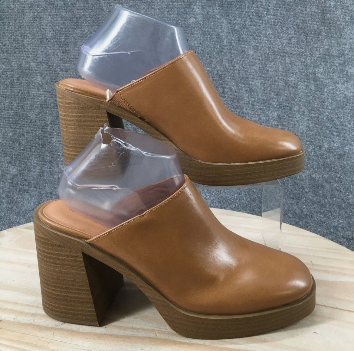 Zapatos Universal Thread para mujer 9. Darla plataforma tacones mula beige imitación cuero