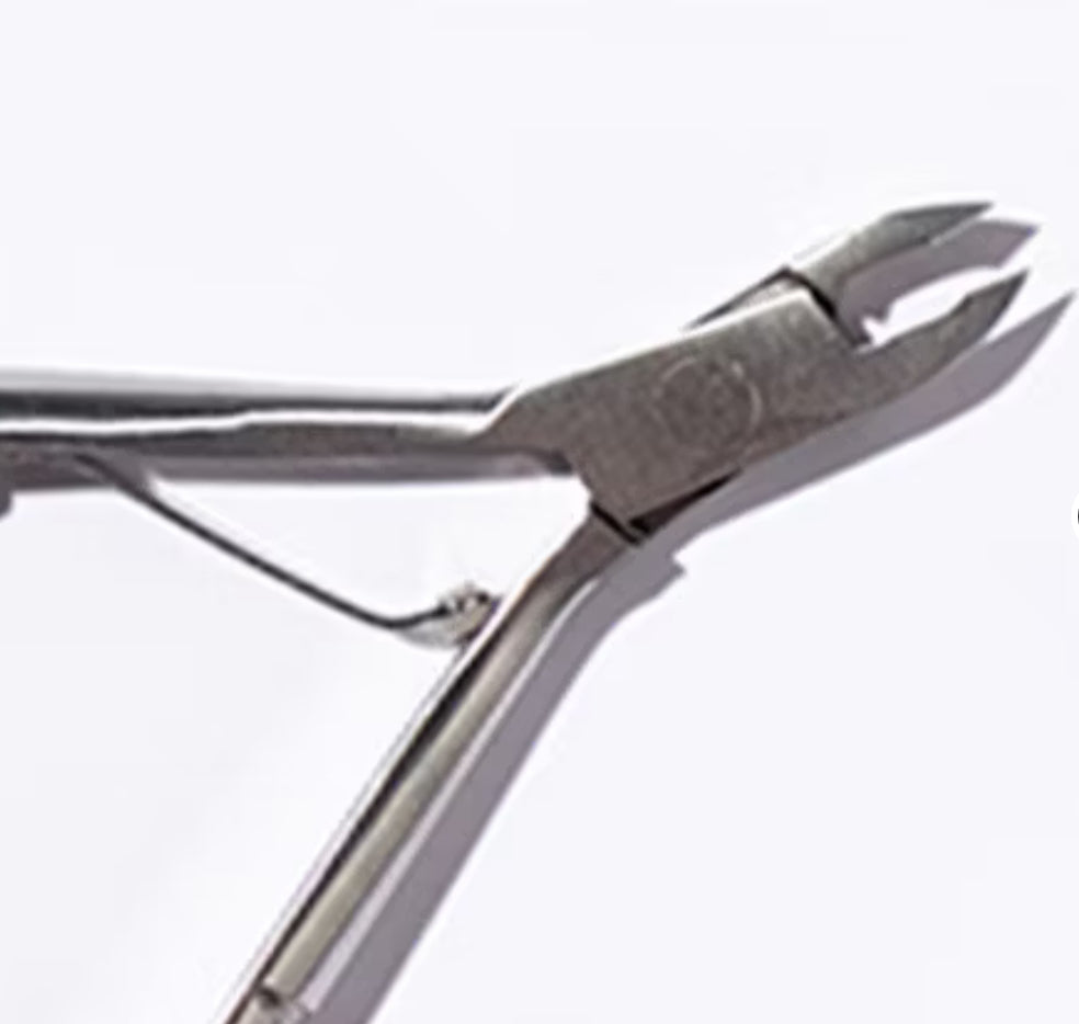 JAPONESQUE Cuticle Nipper