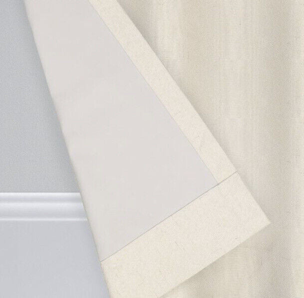 Panel de cortina de bloqueo de luz Eclipse Cream Windsor 42 x 63 in- Top de ojal