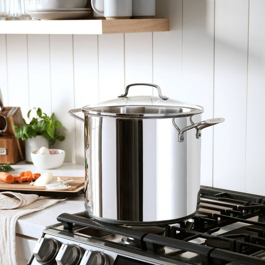 Olla de acero inoxidable Cuisinart de 16 qt con cubierta de plata