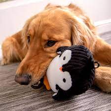 Worldwise Penquin con Silent Squeaker Dog Toy